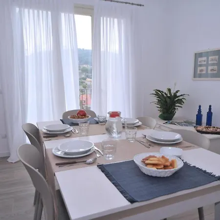 Lucia Apartament