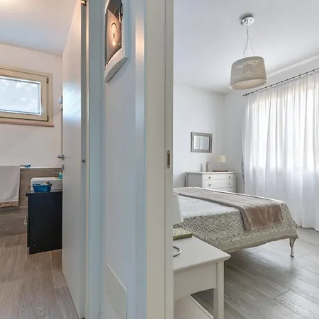 Apartment Lucia *